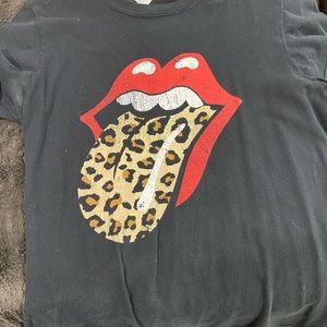 Rolling stone symbol tshirt